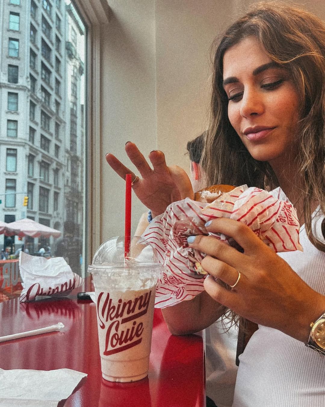 Zeynep Mayruk'tan New York sokaklarında karnı burnunda pozlar 8