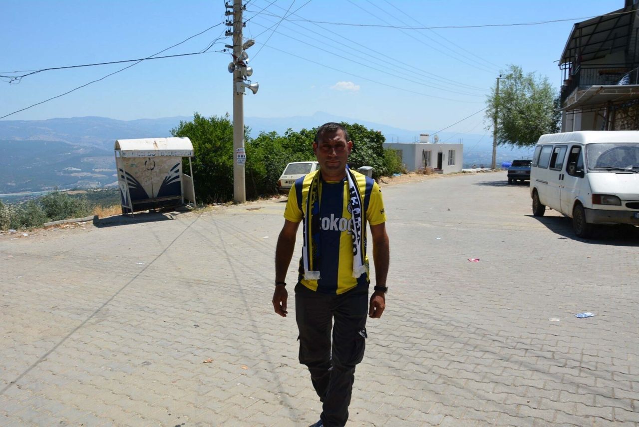 Adı: Fener, Soyadı: Bahçe... Fenerbahçe şampiyon olursa çocuğuna "Aziz Ali" ismini koyacak 3