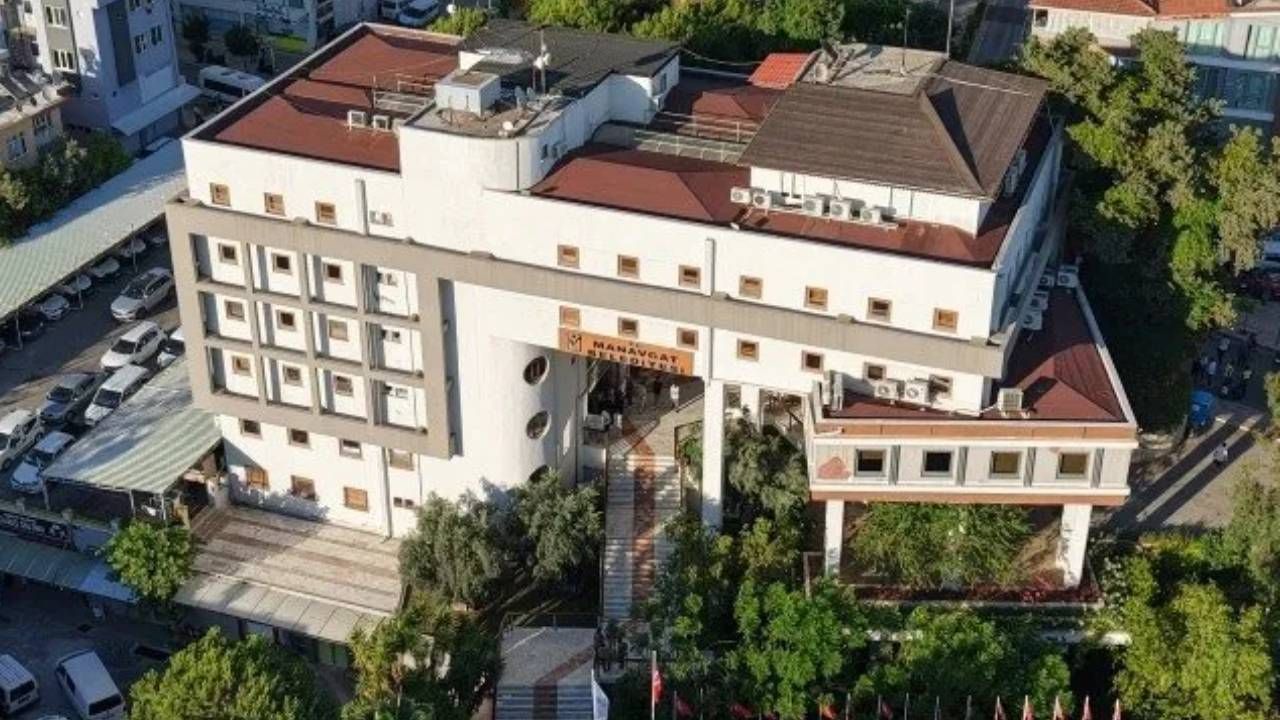 Manavgat Belediye Başkan Yardımcısı Engin Tüter'in, aldığı rüşvetlerle ilgili ajanda tuttuğu ortaya çıktı 1