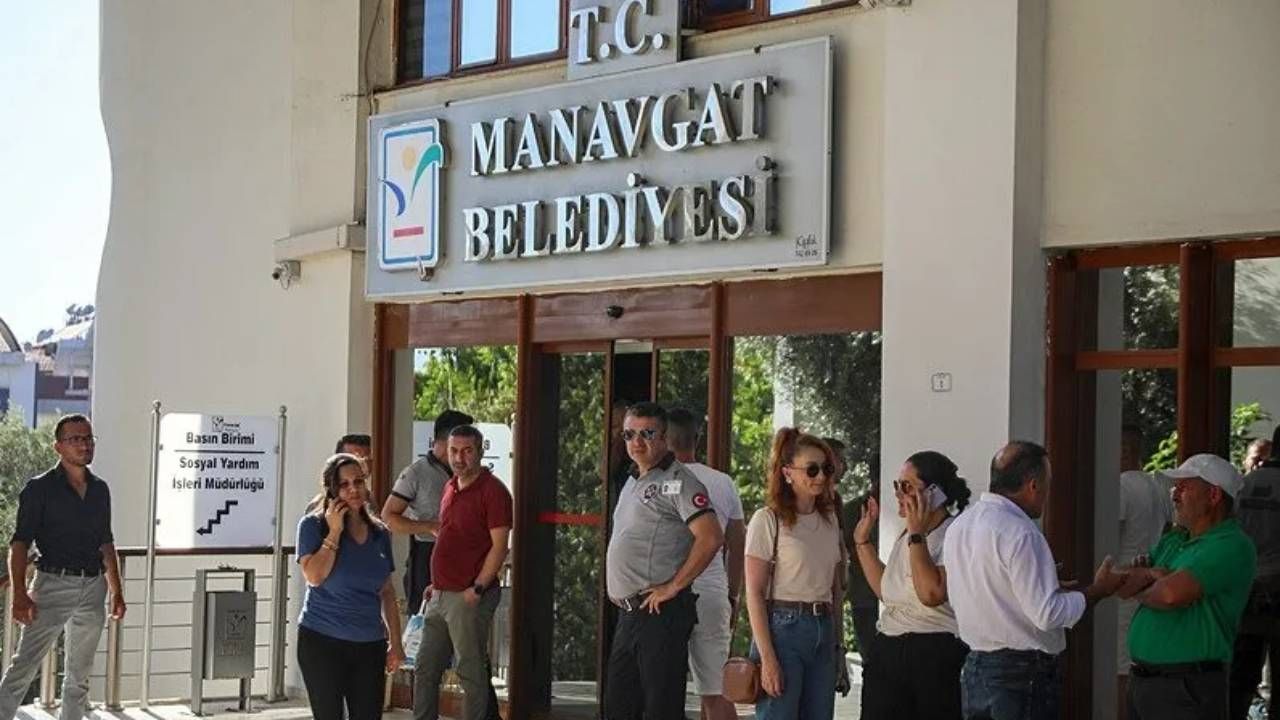 Manavgat Belediye Başkan Yardımcısı Engin Tüter'in, aldığı rüşvetlerle ilgili ajanda tuttuğu ortaya çıktı 5