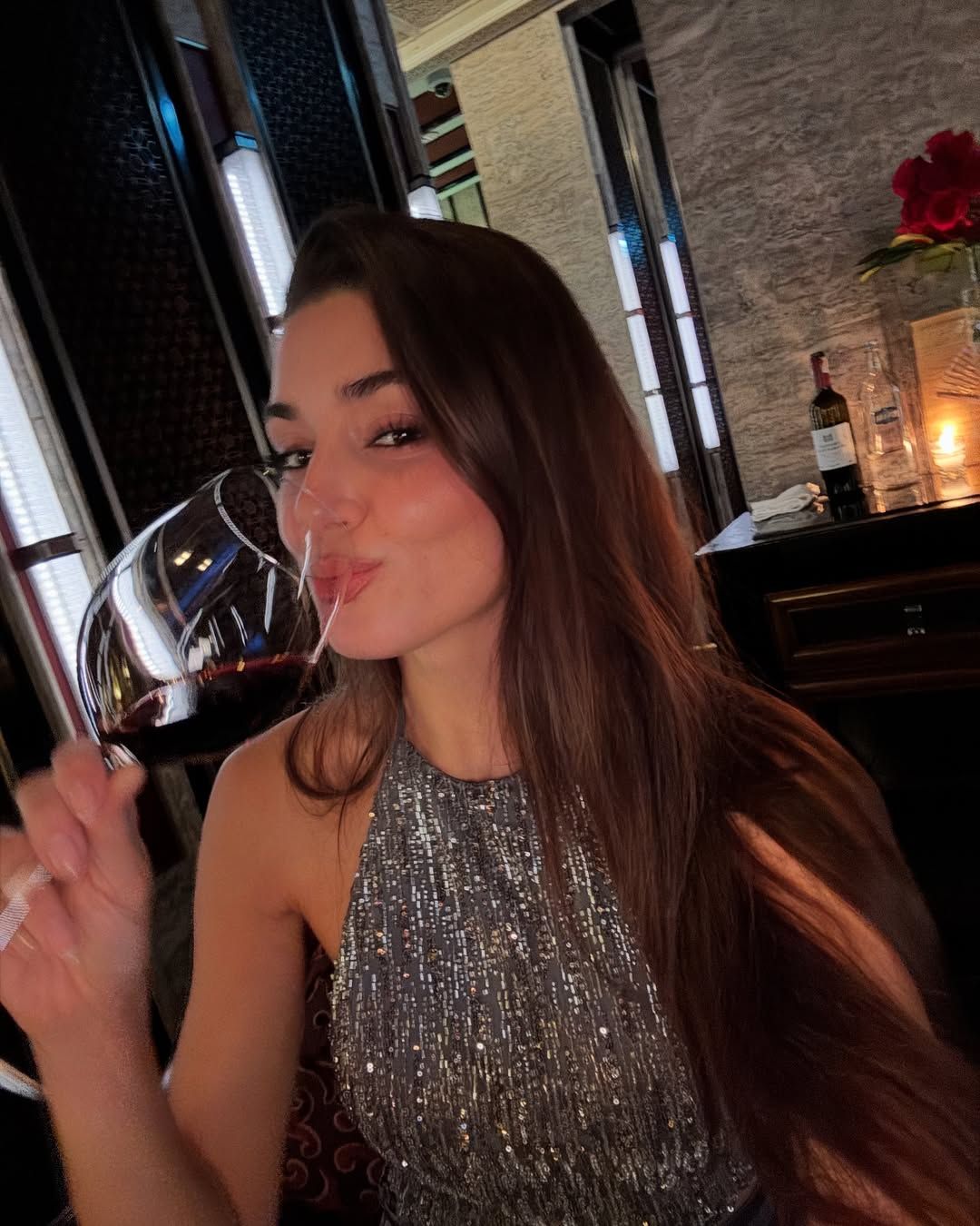 Hande Erçel'in 6 yıllık anne hasreti! Gözyaşlarıyla anlattı: Başa çıkabildim mi bilmiyorum 3