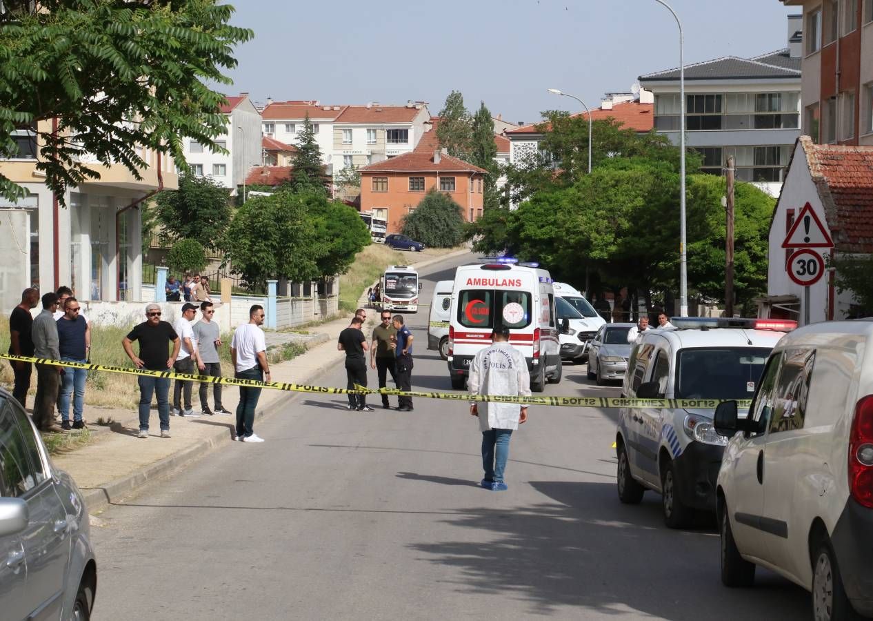 Kızını ve 7 yaşındaki torununu gözünü kırpmadan vurdu! ‘Neden silah getirdiğimi hatırlamıyorum’ dedi 6