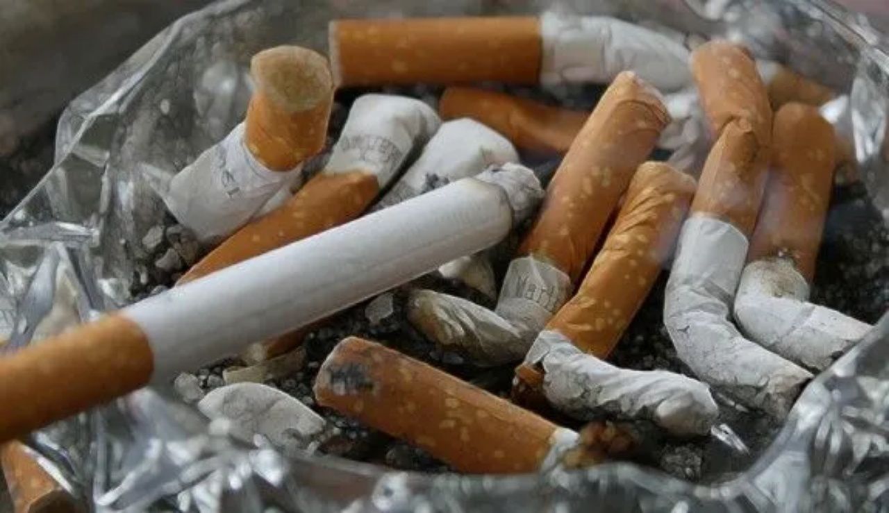 Tiryakisine bir kötü haber daha! Cezayı artık sigara içen de ödeyecek 4