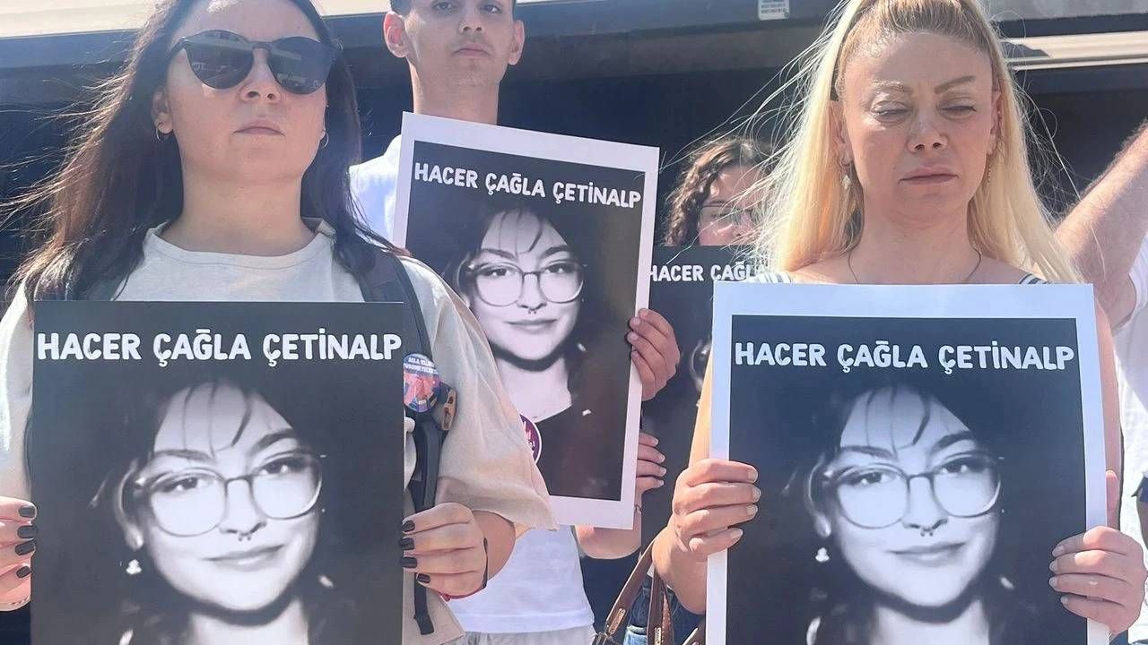 Hacer Çağla Çetinalp cinayeti: 15 yaşındaki katilin cinayet öncesi internette yaptığı aramalar kan dondurdu 1