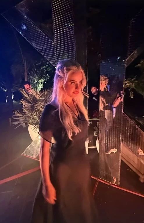 Büşra Pekin'in son hali ''Game of Thrones'' dizisinin ikonik karakteri Khaleesi’ye benzetildi 2