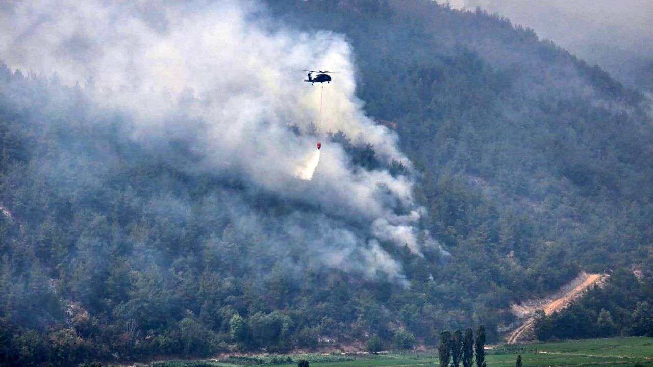 Karabük'te 1.839 vatandaş güvenli yerlere tahliye edildi; 19 köy, 57 mahalle! Alevlerle 5 gündür mücadele 6