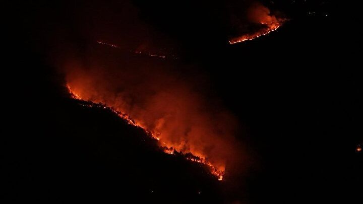 Alevler göğe yükseldi!  Bursa’da orman yangını yeniden başladı: 3.515 kişi tahliye edildi 12