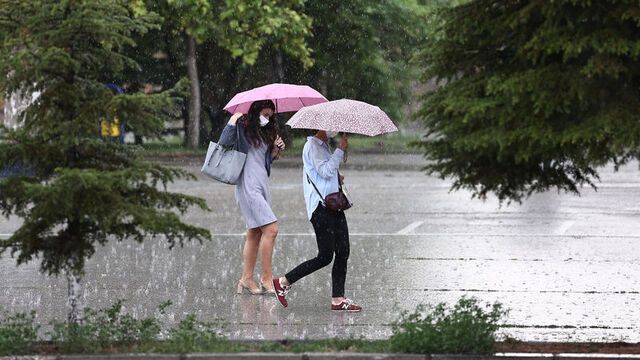 Ciğerlerimiz yanarken Meteoroloji müjdeyi verdi: Türkiye geneli sağanak yağışın etkisi altına giriyor 2