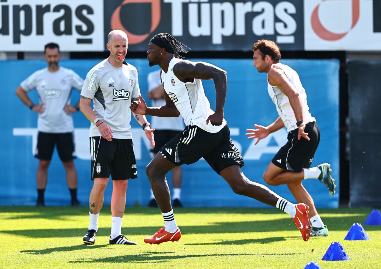 Shakhtar rövanşı öncesi Beşiktaş'ta flaş gelişme... Solskjaer'in yerine Sergen Yalçın iddiası gündem oldu 6