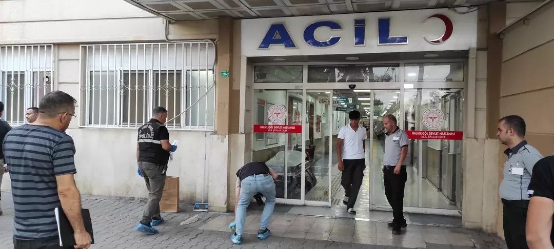 Şanlıurfa’da hastane dehşeti: Başhekim yardımcısı ve güvenlik görevlisi bıçaklandı! Saldırgan suç aletiyle birlikte yakalandı! 7