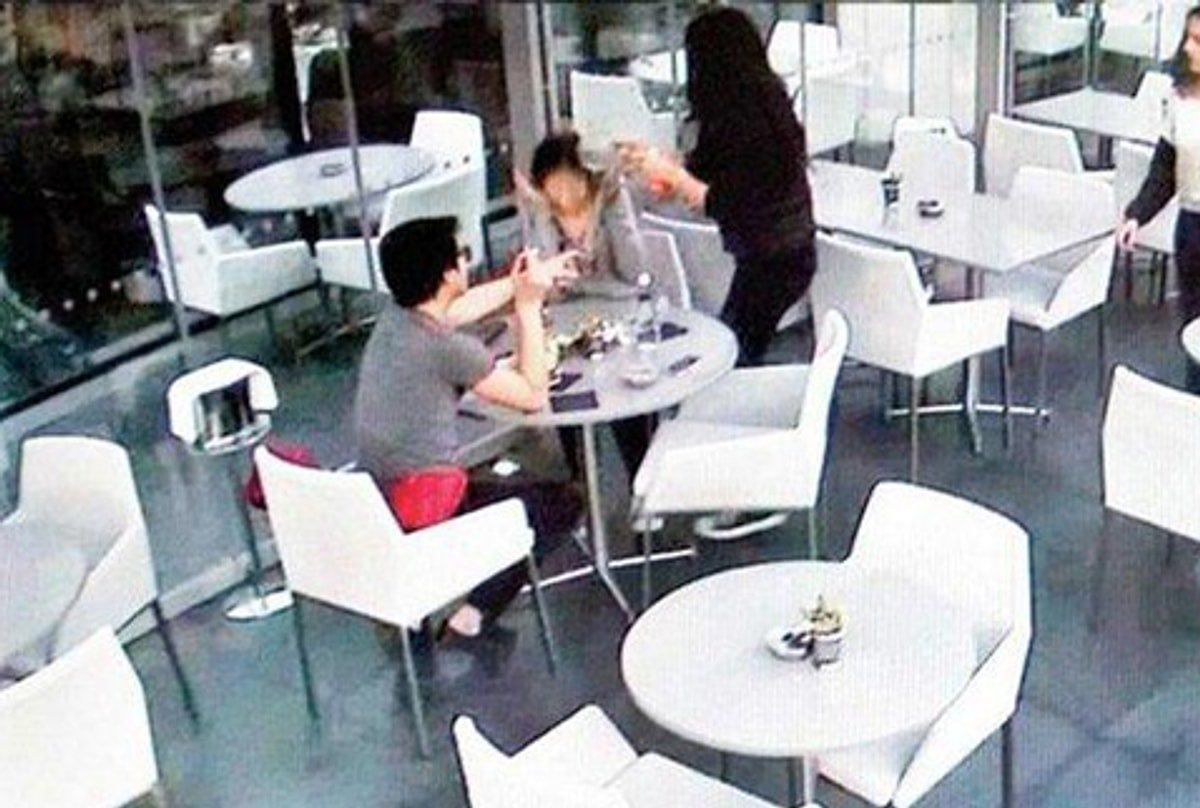 Doğar doğmaz ünlü oldu! Attığı her adım olay olan Zehra Çilingiroğlu'nun vukuatları 9