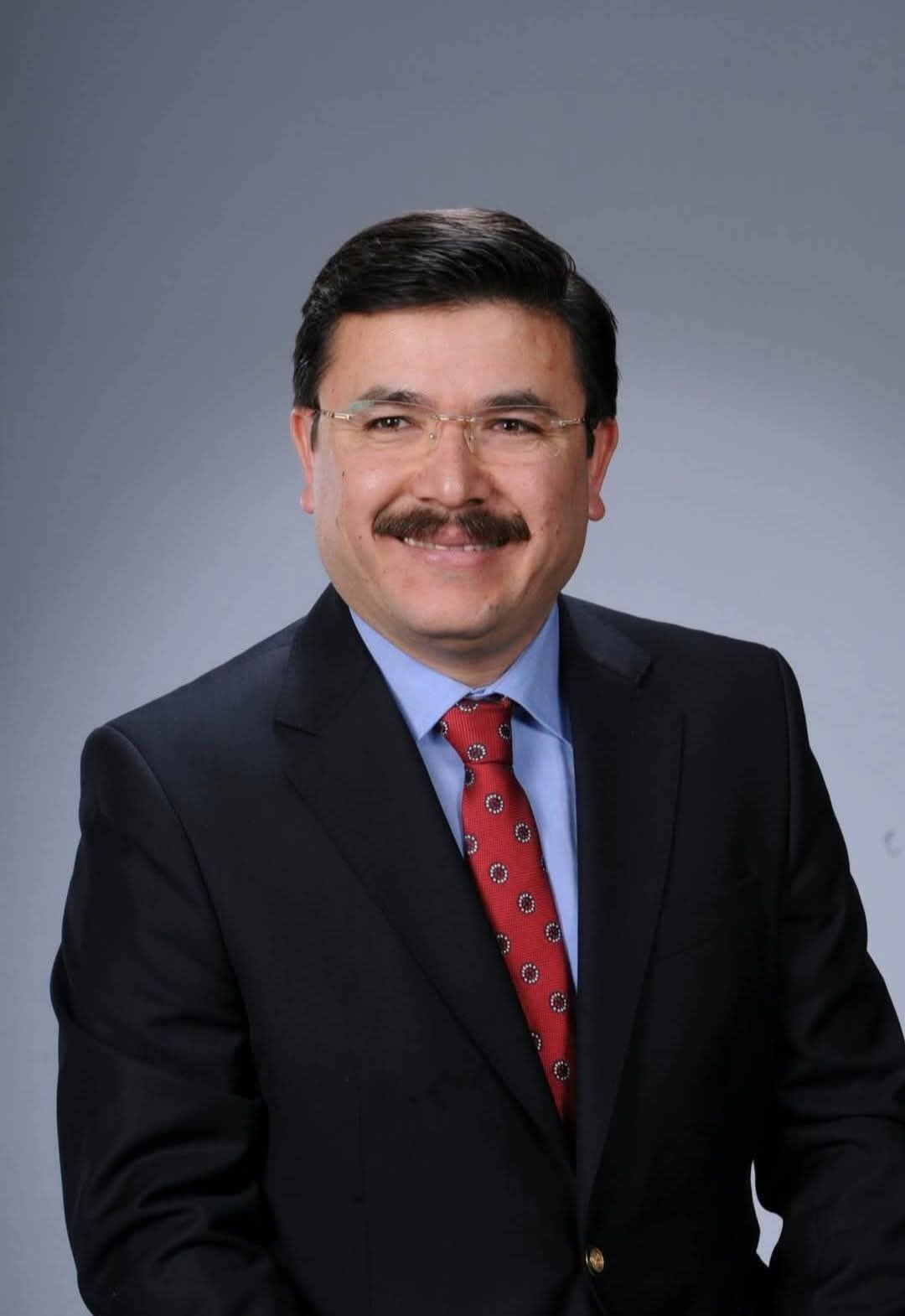 Adana’da korkunç kaza: AK Parti eski ilçe başkanı Şaban İş devrilen traktörün altında kalarak hayatını kaybetti 3