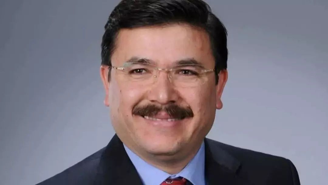 Adana’da korkunç kaza: AK Parti eski ilçe başkanı Şaban İş devrilen traktörün altında kalarak hayatını kaybetti 1