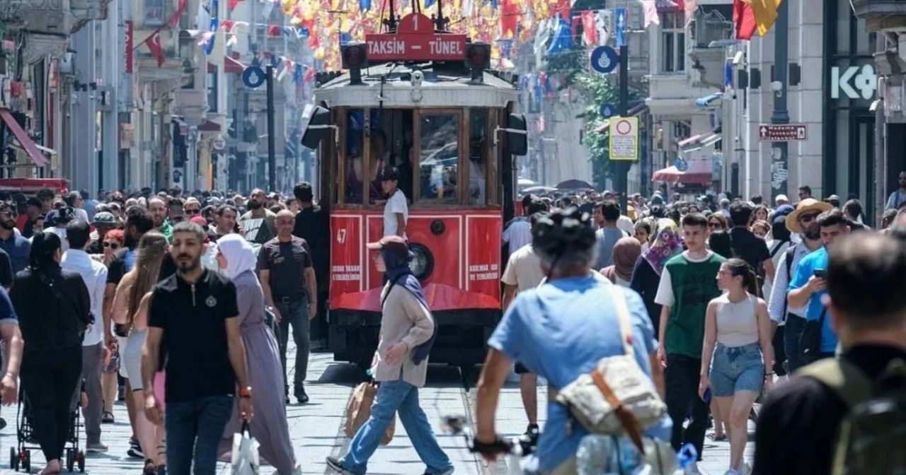1 yılda yüzde 45 arttı! İstanbul'da yaşamanın maliyeti 100 bin TL'ye yaklaştı 1