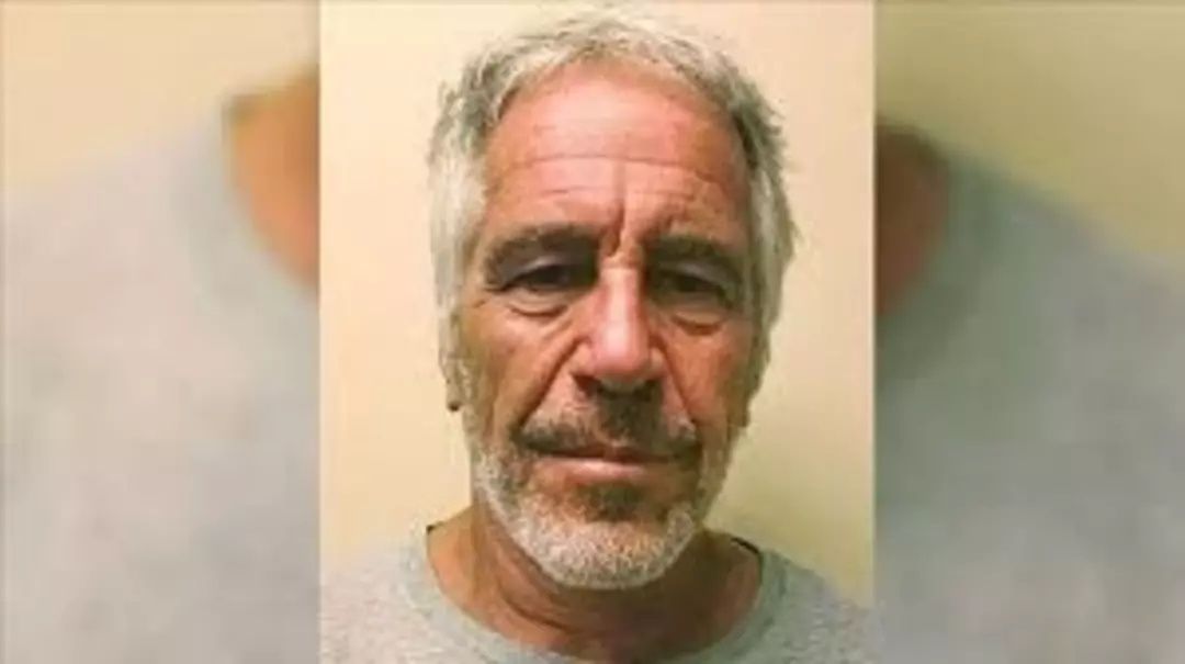 Musk, Muhammed Bin Selman, Papa… Pedofili milyarderi Epstein'ın evinden çıkan fotoğraflar şoke etti! 2