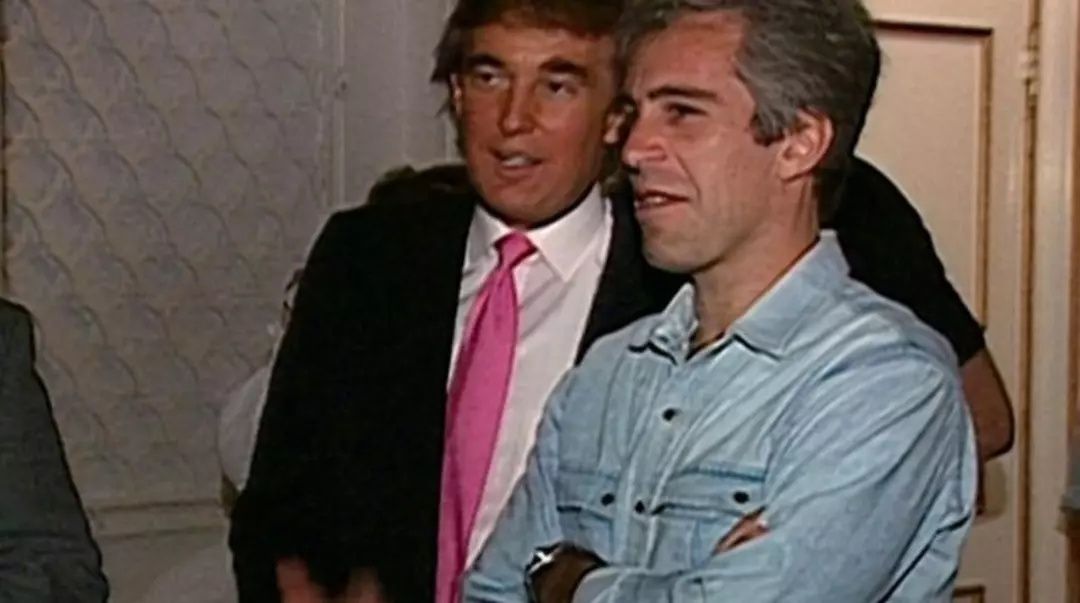 Musk, Muhammed Bin Selman, Papa… Pedofili milyarderi Epstein'ın evinden çıkan fotoğraflar şoke etti! 7