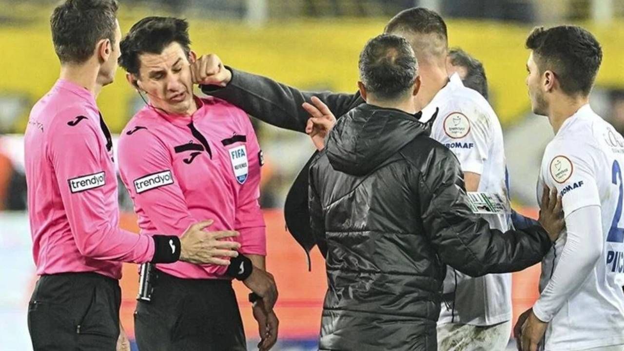 Halil Umut Meler koşamadı, tıkandı! Tecrübeli hakemin durumu kritik 5