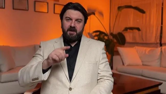 Pandemide bile boş durmamış: Sahte psikolog Volkan Uçak’tan halı yıkamacılara ‘izin belgesi’ tuzağı! Hepsinden 200 TL istemiş... 1