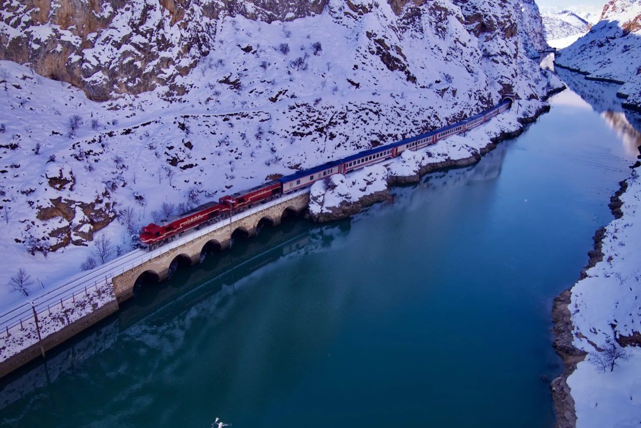 Kış tatilinizi şimdiden planlayın! Kars’ın büyüsüne yolculuk: Doğu Ekspresi ile masalsı bir kış serüveni 8