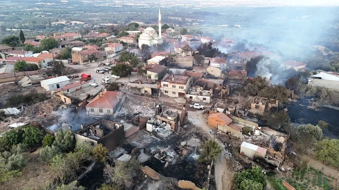Çanakkale’de kabus gecesi: Saçaklı köyü haritadan silindi! Korkunç manzara havadan görüntülendi... 3