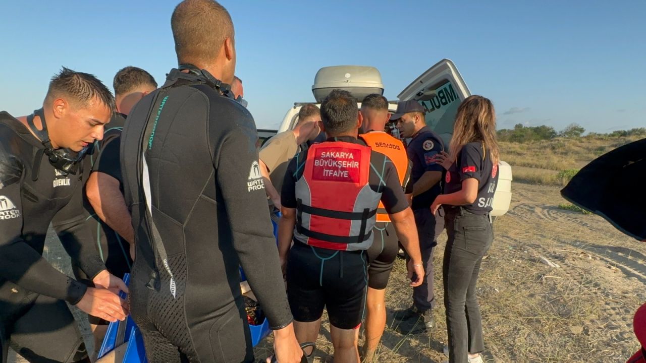 16 yaşındaki Efe Sevinç, Sakarya Karasu'da denizde boğularak can verdi! Mattia Ahmet Minguzzi'nin yakın arkadaşı çıktı... 1
