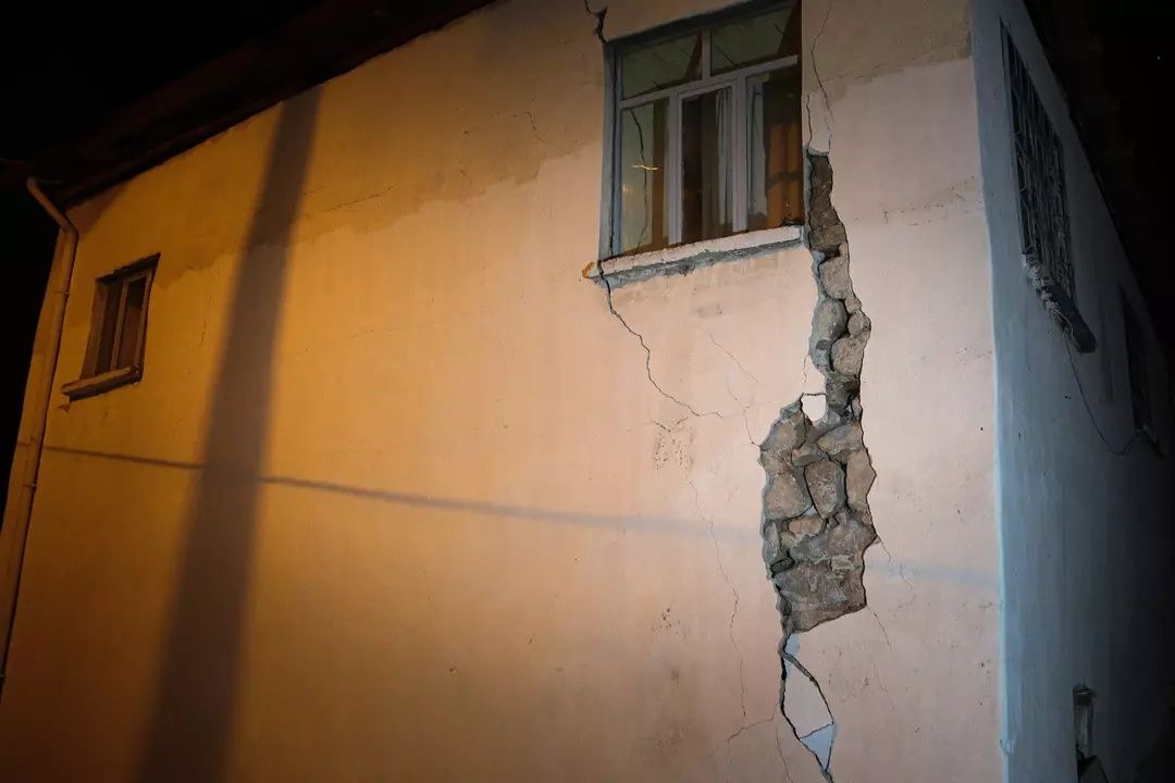Geçmişte 7,2’lik yıkım yaşanmıştı... Balıkesir 6,1’lik deprem sonrası uzman uyardı: Manisa’ya stres transferi olabilir! 3