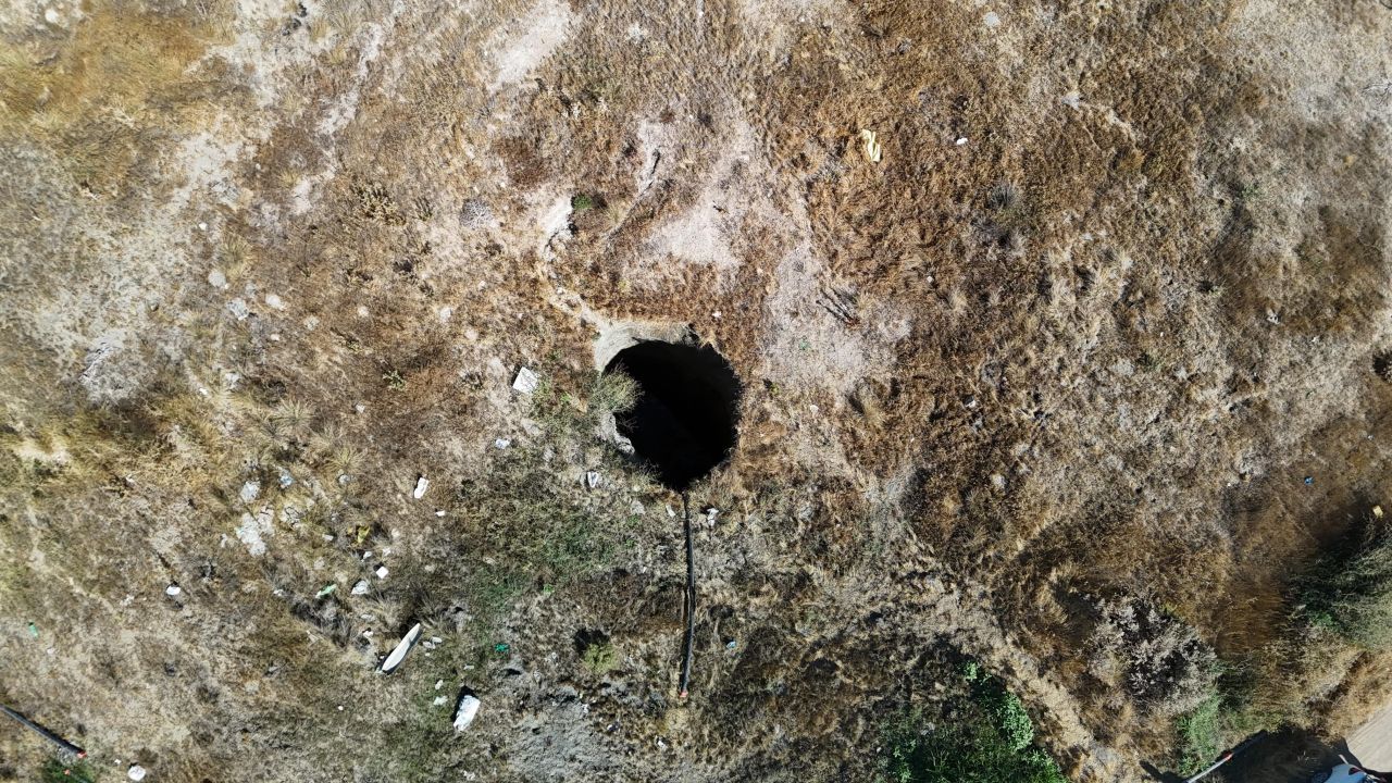 Balıkesir depremi sonrası oldu! Eskişehir'de ürküten görüntü! Bir anda ortaya çıktı! Adeta bir dev! 7