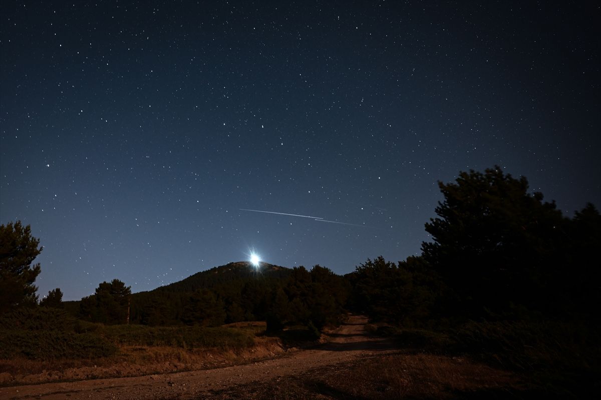 Türkiye'nin dört bir köşesinden meteor yağmurunun büyüleyici kareleri 8