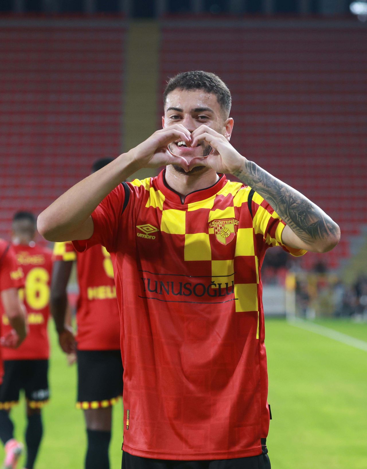 Göztepe 2.5 milyon euroya aldı, 10 katına sattı! Transferde Romulo bereketi; satış detayları belli oldu 3