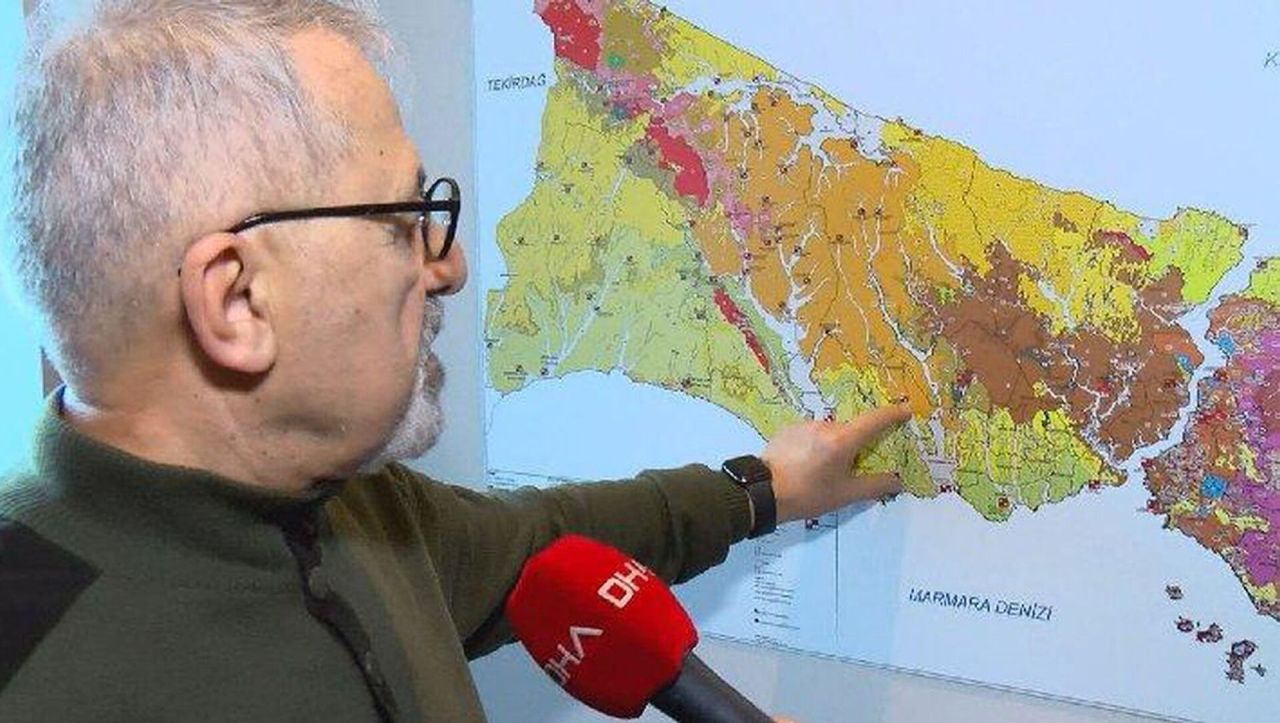 Zaman daralıyor mu?  Naci Görür'den korkutan uyarı: İstanbul daha tehlikeli hale geldi, 7’nin üzerindeki deprem kesin! 4