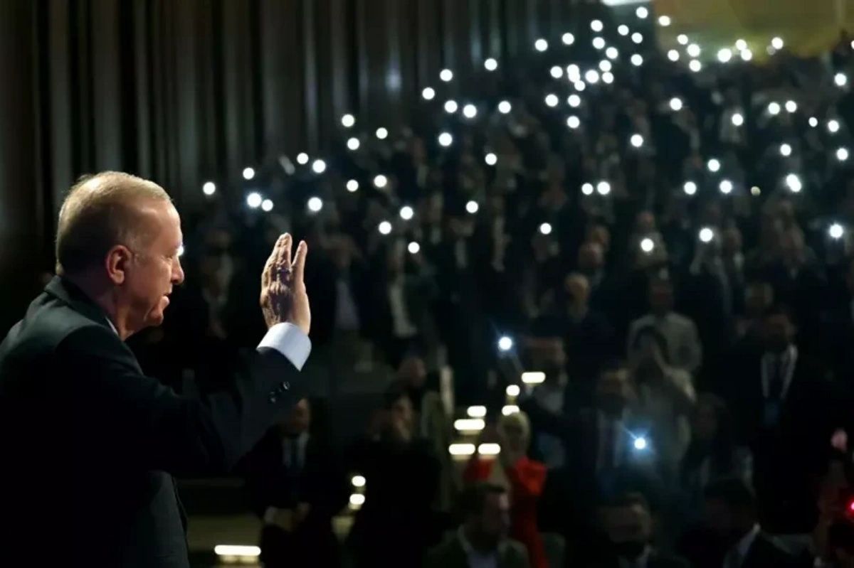 AK Parti 24 yaşında... 24 yıl, 15 seçim zaferi, değişmeyen lider: Recep Tayyip Erdoğan! “Erdemliler Hareketi”nden Türkiye’nin en uzun süre iktidarda kalan partisine 6