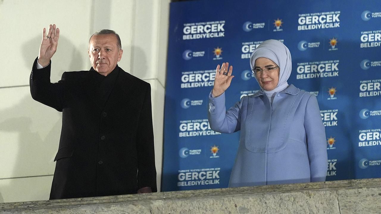 AK Parti 24 yaşında... 24 yıl, 15 seçim zaferi, değişmeyen lider: Recep Tayyip Erdoğan! “Erdemliler Hareketi”nden Türkiye’nin en uzun süre iktidarda kalan partisine 4