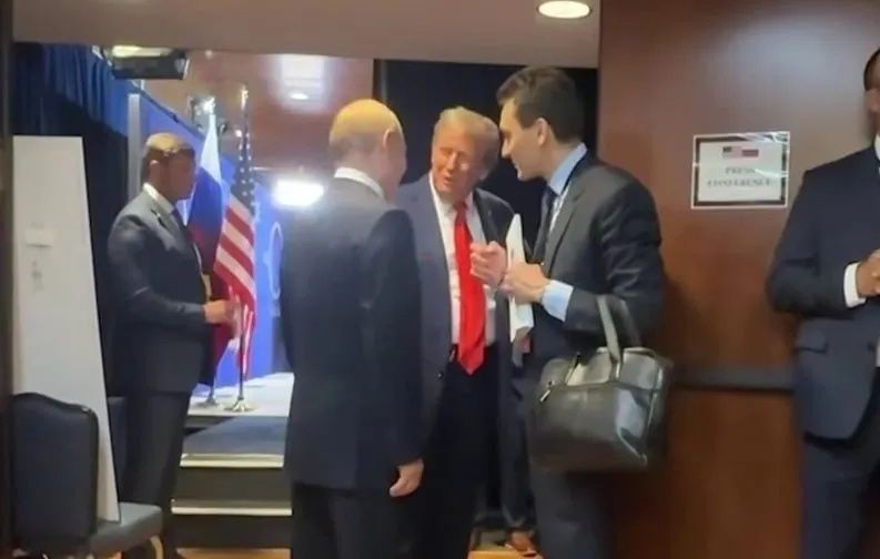 Alaska zirvesinden ateşkes çıkmadı! Putin yemek bile yemeden ayrıldı! Trump, FOX News'e konuştu: 10'da 10 görüşme! 8