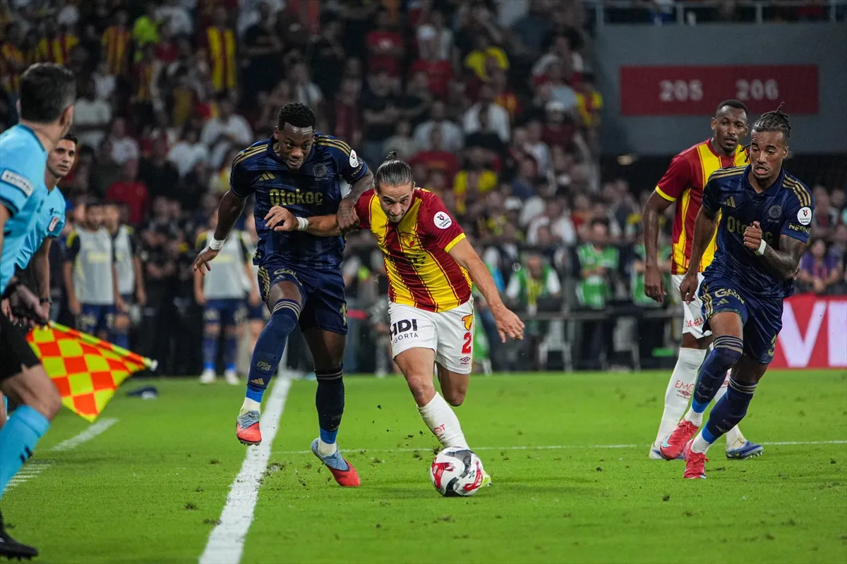 Rıdvan Dilmen maç sonu Jose Mourinho'ya patladı: Bu kadar mı zor! 1