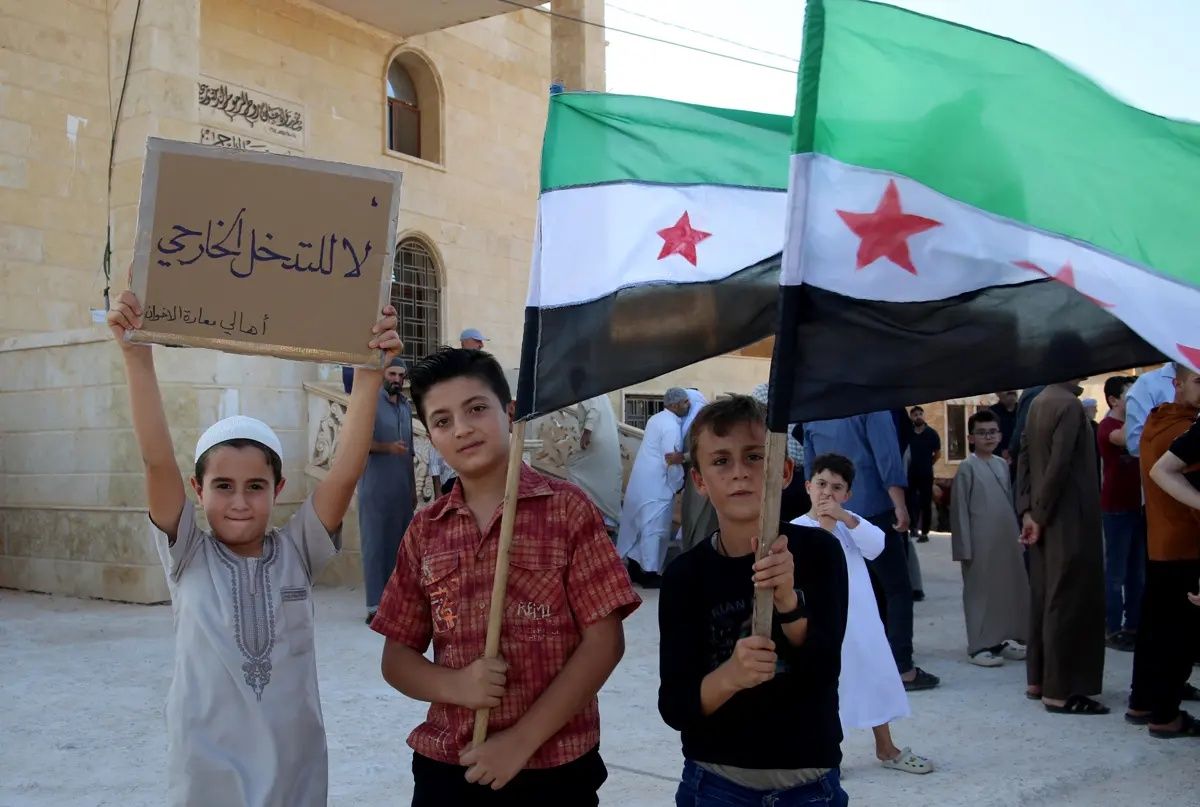 Şam yönetiminden SDG’ye operasyon hazırlığı: 50 bin asker Rakka ve Deyrizor’a sevk edildi! 3