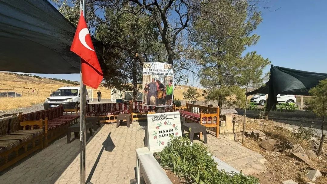 Narin 1 yıl önce bugün kaybolmuştu... Anne Yüksel Güran cezaevinde babaya ne dedi? Kolu kırılan Arif Güran açıkladı... 5