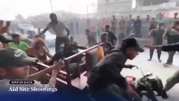 Gazze’de yardım kuyruğu katliama dönüştü: 1800 Filistinliyi ABD’li paralı askerler mi vurdu? 4