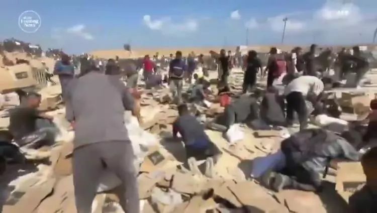 Gazze’de yardım kuyruğu katliama dönüştü: 1800 Filistinliyi ABD’li paralı askerler mi vurdu? 12