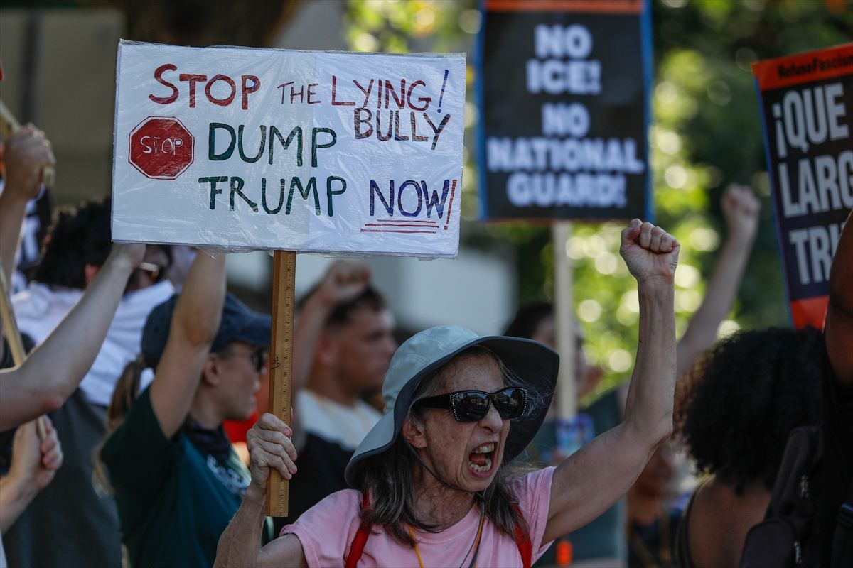 Washington’da “Ulusal Muhafızları istemiyoruz” protestosu! Trump’ın göçmen politikası öfke topladı 4