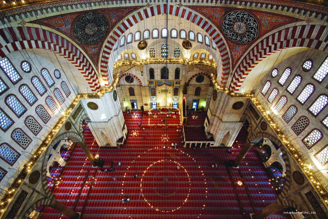 Mimar Sinan’ın emaneti Süleymaniye Camii'nde hırsızlık skandalı! Mozaikler anahtarla sökülmüş... 5
