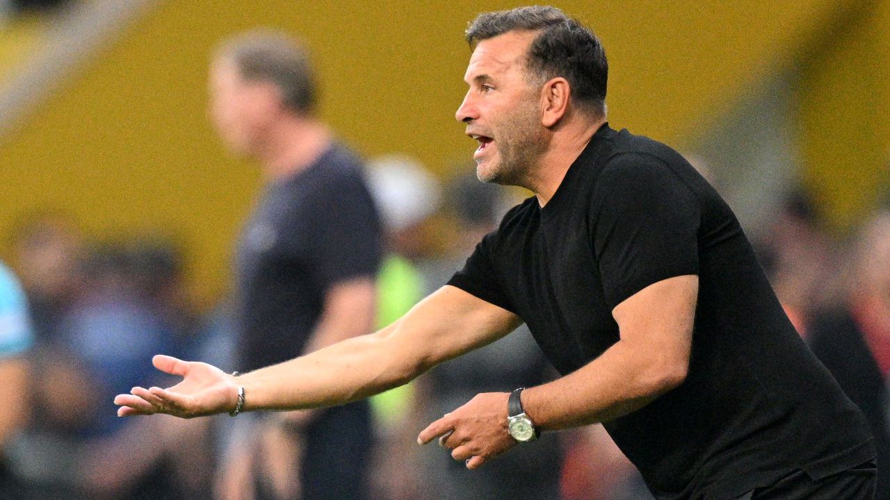 Rıdvan Dilmen canlı yayında kendinden geçti: "Galatasaray gibisi Avrupa'da bile yok! Adamlar gol yemiyor, pozisyonları özetlere sığmıyor" 5
