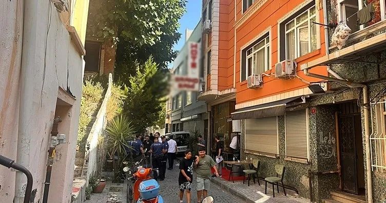 Fatih’te tatil faciası: Hollandalı ailenin 2 çocuğu öldü, baba hastanede! Ayran detayı şüpheleri artırdı... 1