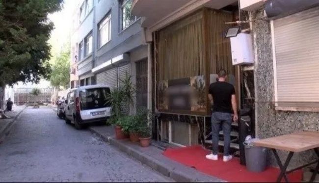 Fatih’te tatil faciası: Hollandalı ailenin 2 çocuğu öldü, baba hastanede! Ayran detayı şüpheleri artırdı... 2