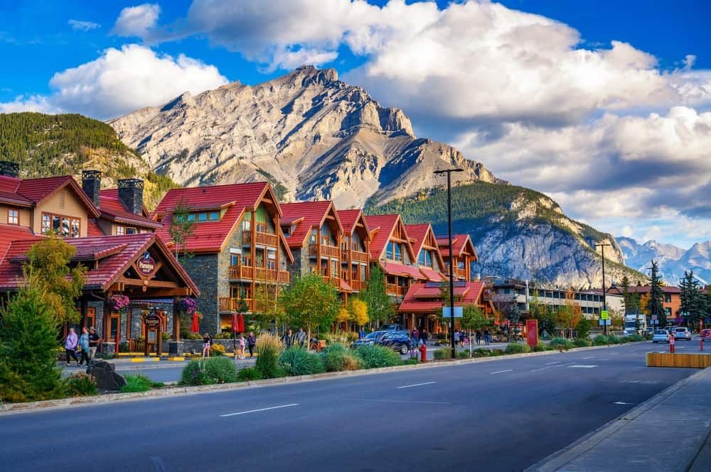 Ailecek tatil planı mı yapıyorsunuz? İşte en güvenli ve huzurlu ülkeler! 5