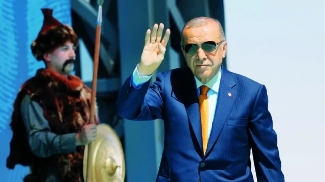 İsrail'in kuklası YPG'yi operasyon korkusu sardı! Parklardan hastanelere… Fırat’ın doğusunu tünellerle doldurdular 7