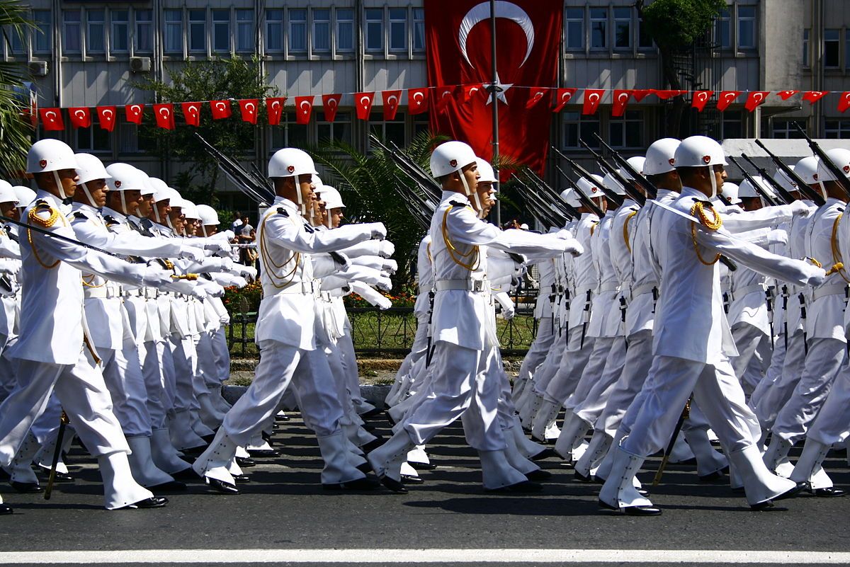 Zafer haftasında milli gurur: TCG Anadolu dahil donanmanın yıldızları TEKNOFEST Mavi Vatan’da! Cumhurbaşkanı Erdoğan'ın konuşmasıyla festival başlıyor... 10