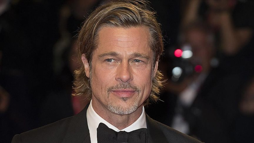 Brad Pitt, Hollywood Hills’te 12 milyon dolarlık lüks malikane satın aldı! 6 yatak odası, 8 banyo, ev sineması... İçinde yok yok 2