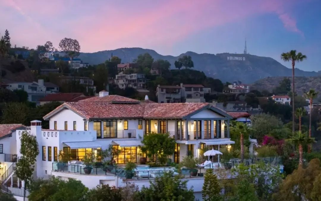 Brad Pitt, Hollywood Hills’te 12 milyon dolarlık lüks malikane satın aldı! 6 yatak odası, 8 banyo, ev sineması... İçinde yok yok 4