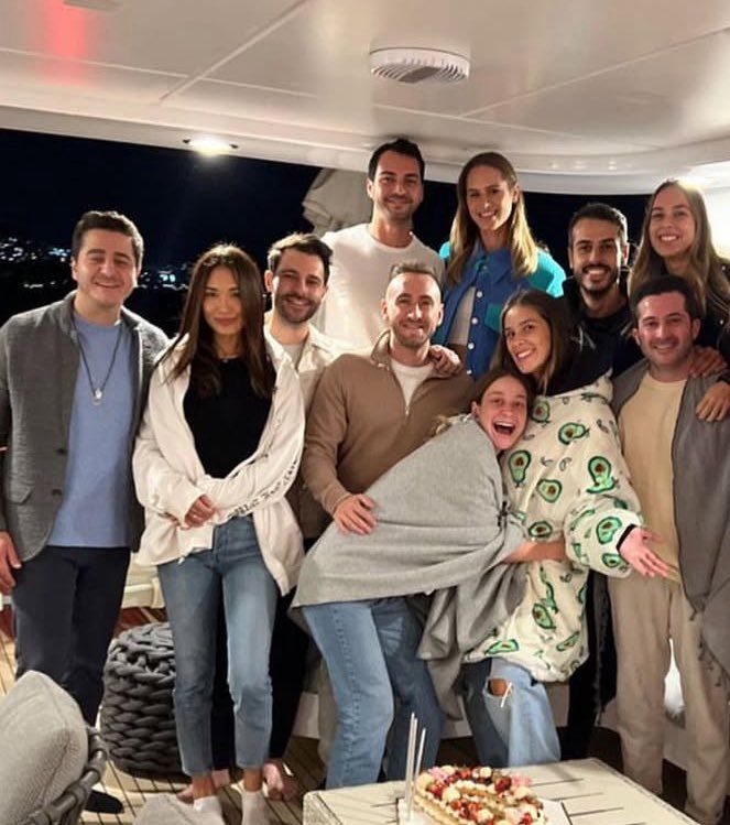 Hakan Sabancı'dan 'Hande Erçel ile ayrılığında Arzu Sabancı'nın parmağı var' iddialarına tepki! ''Son kez konuşuyorum'' diyerek ihaneti yalanladı 7