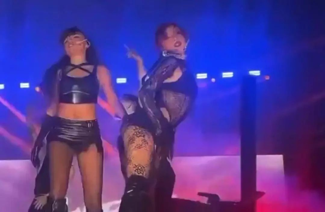 Manifest'in ilk +18 konseri tartışma yarattı! Sahne kostümleri ve dansları büyük tepki çekti... "Manifest konserleri iptal edilsin" kampanyası... 6